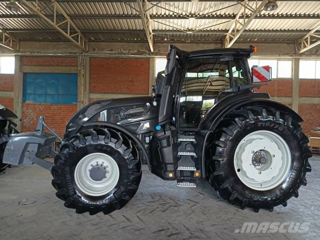 Valtra Q 305 Traktorer