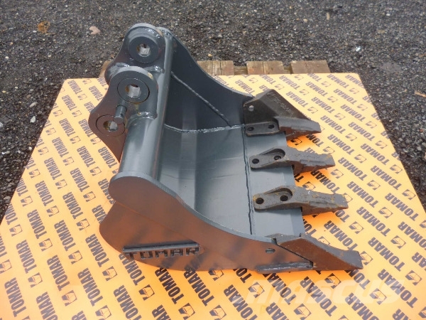 TOMAR Łyżka kopiąca 45 cm z zębami JCB 8014, 8015 Łyżki do koparek