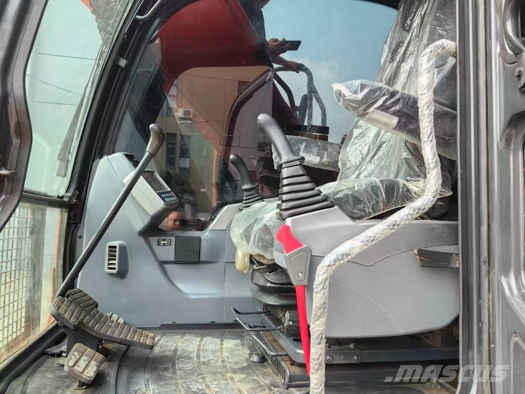 Doosan DX 150 Верижен екскаватор