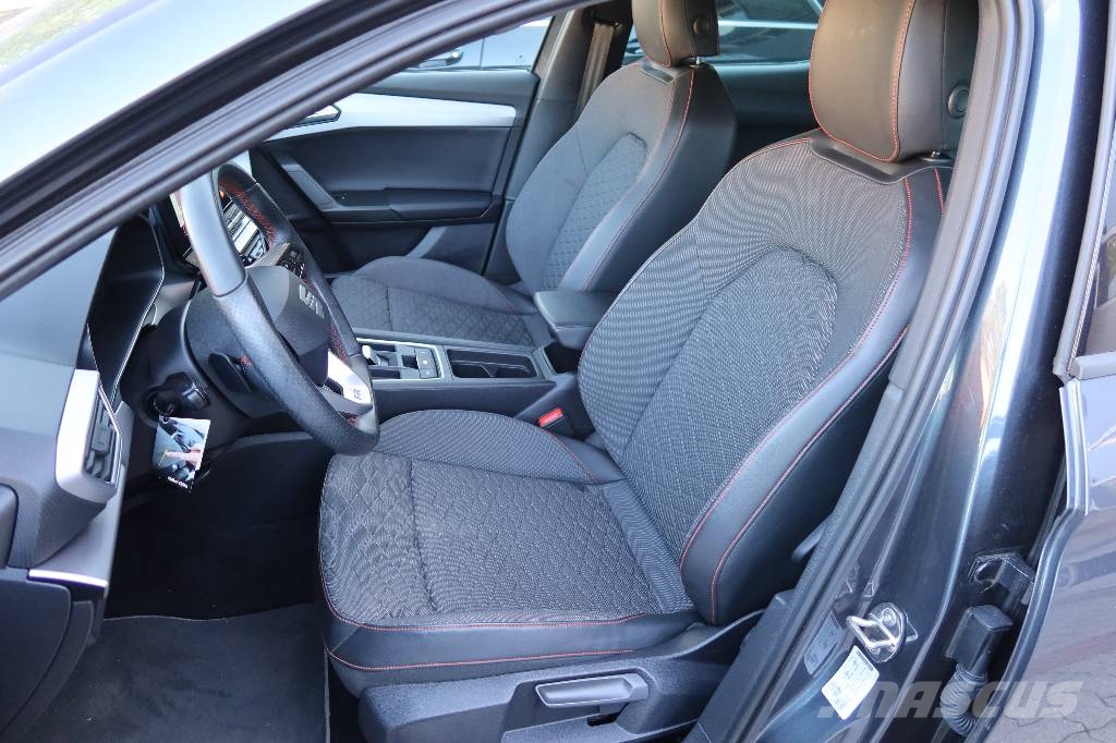 Seat LEON Voiture