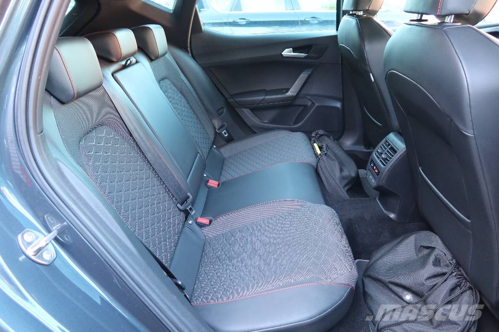 Seat LEON Voiture
