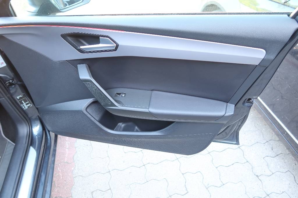 Seat LEON Voiture