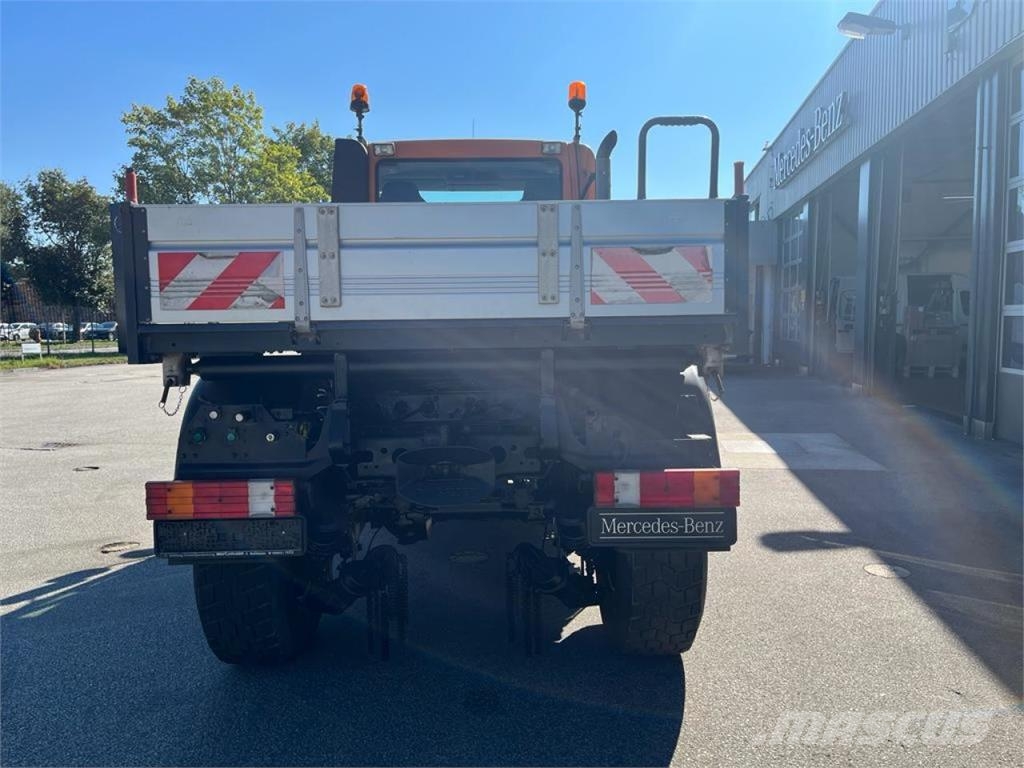 Mercedes-Benz Unimog U 400 6 Zylinder Andere Fahrzeuge