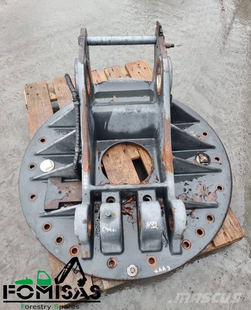 Ponsse C44+ Crane base upper part P49089 하비스터 크레인