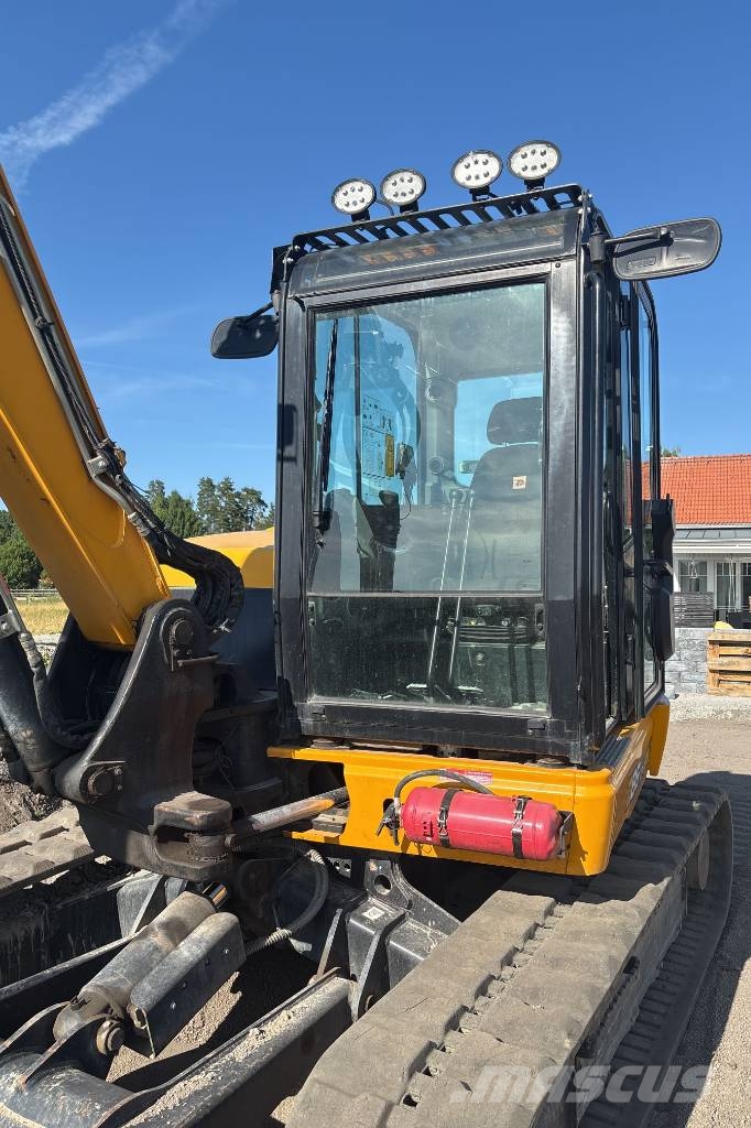 JCB 86 C-1 eco med 8 redskap, Få timmar 中型挖掘机