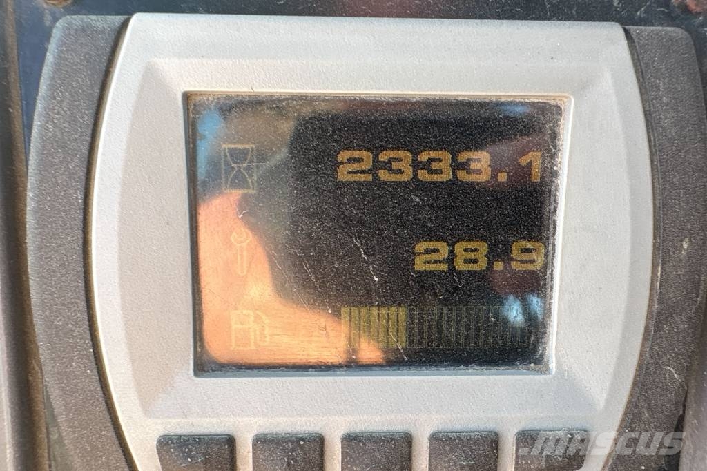 JCB 86 C-1 eco med 8 redskap, Få timmar 中型挖掘机