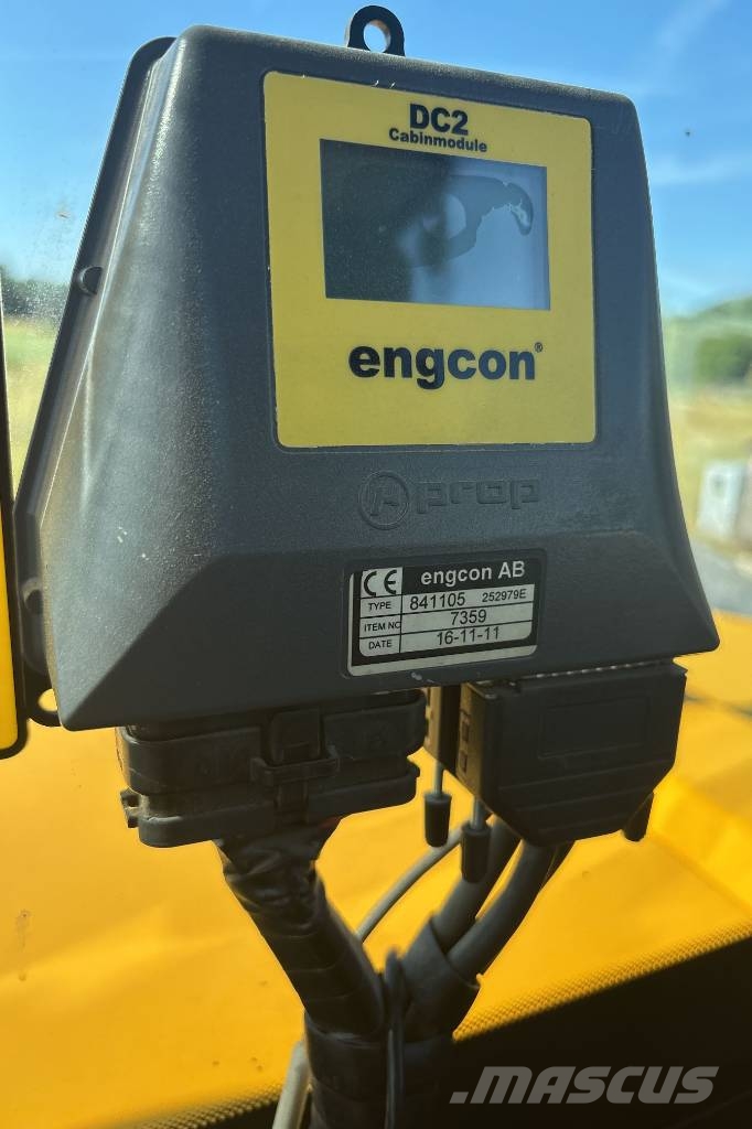 JCB 86 C-1 eco med 8 redskap, Få timmar 中型挖掘机