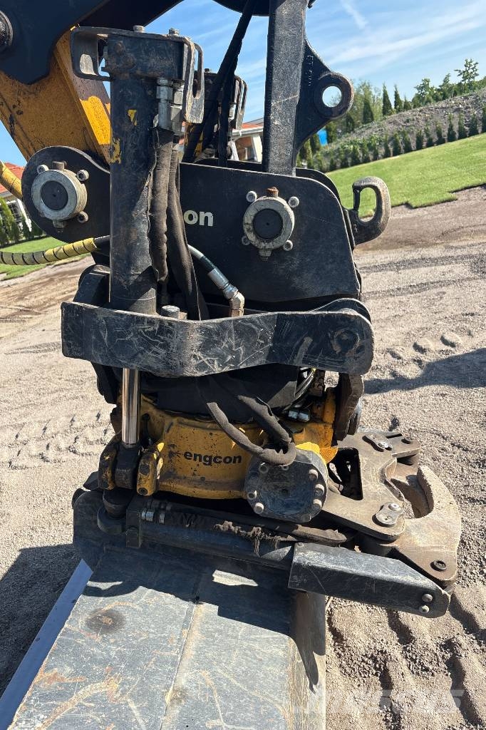 JCB 86 C-1 eco med 8 redskap, Få timmar 中型挖掘机