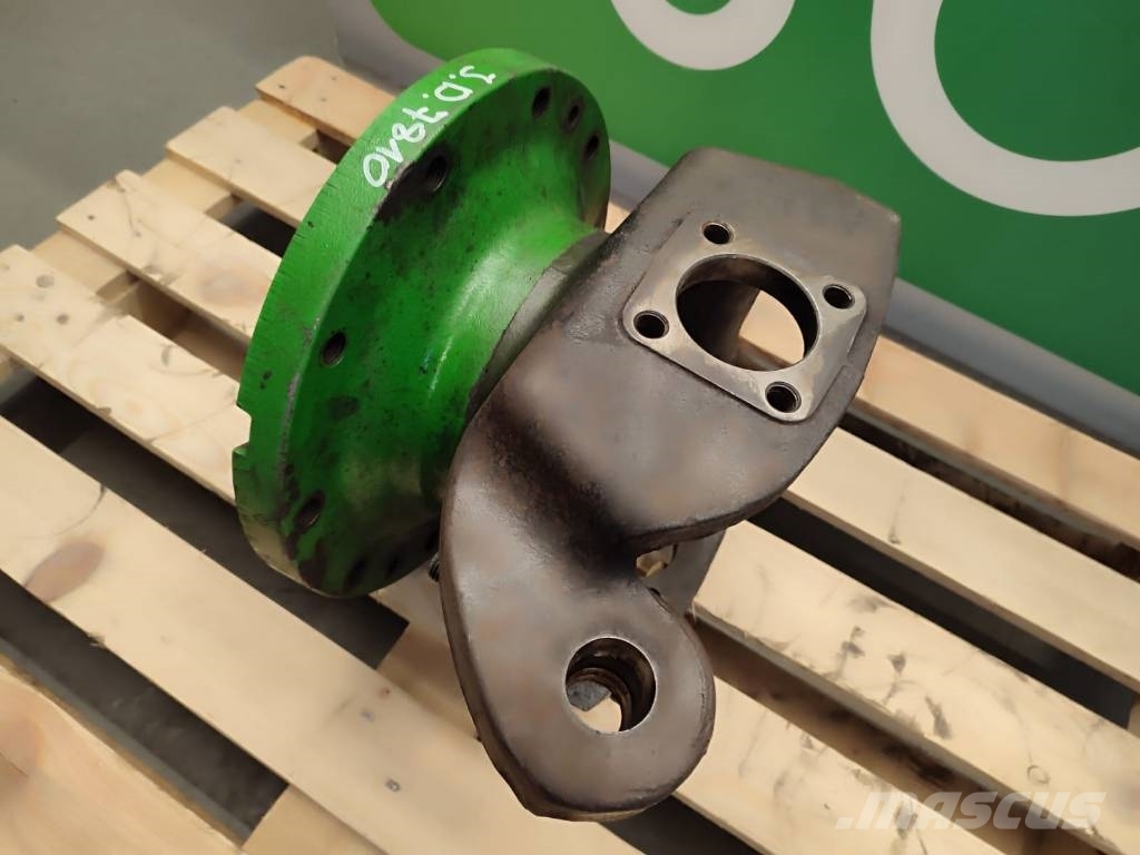 John Deere Hub knuckle R122559 JOHN DEERE 7810 Alváz és felfüggesztés