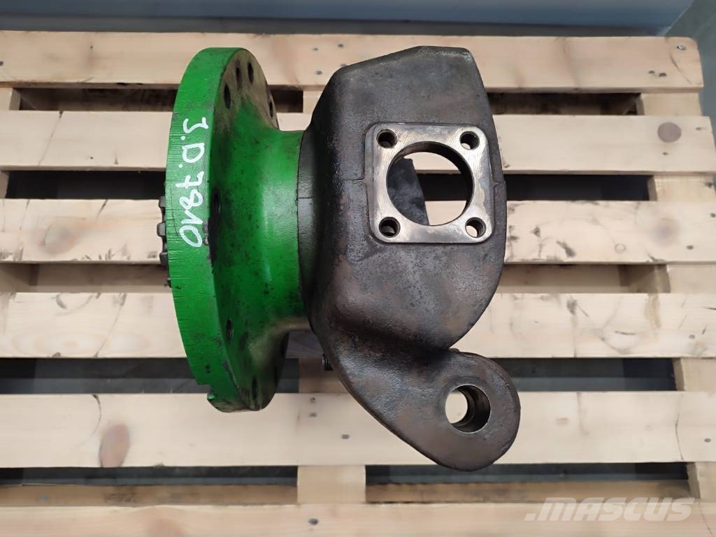 John Deere Hub knuckle R122559 JOHN DEERE 7810 Alváz és felfüggesztés