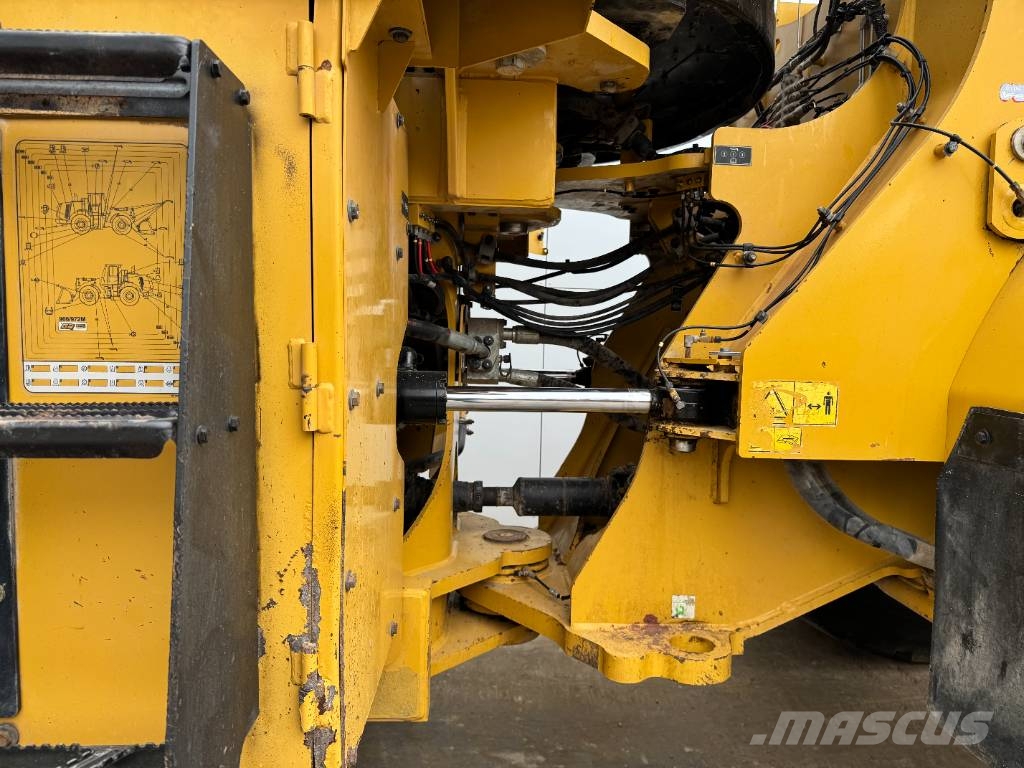 CAT 972M - Weight System / Auto Greasing / Camera 轮式装载机