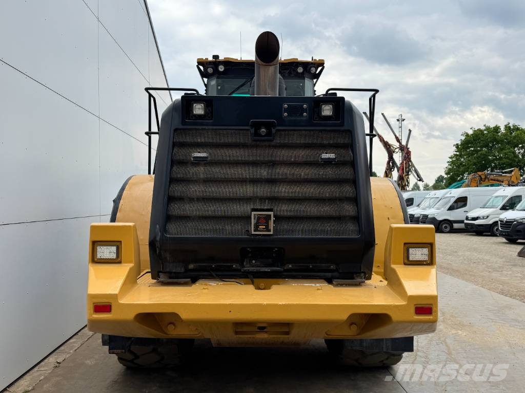 CAT 972M - Weight System / Auto Greasing / Camera 轮式装载机