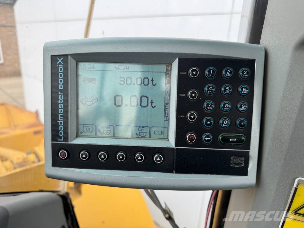 CAT 972M - Weight System / Auto Greasing / Camera 轮式装载机
