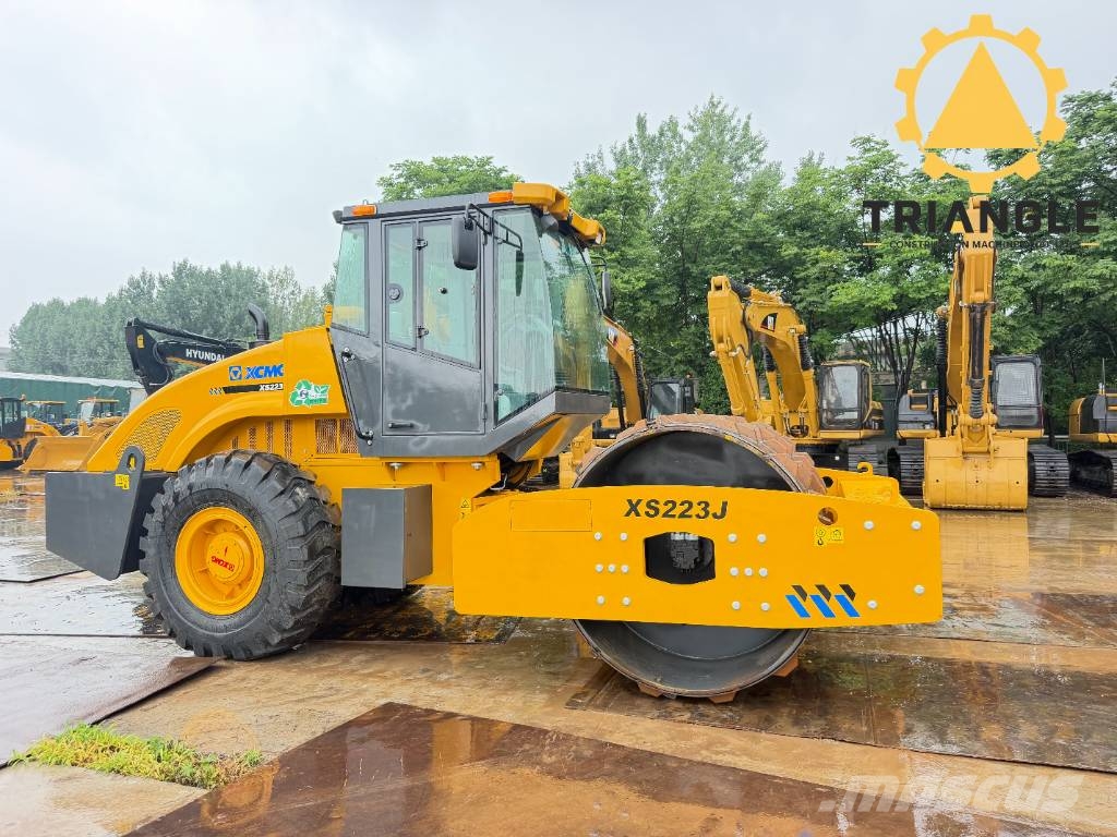 XCMG XS 223 J مداحل أحادية الأسطوانة