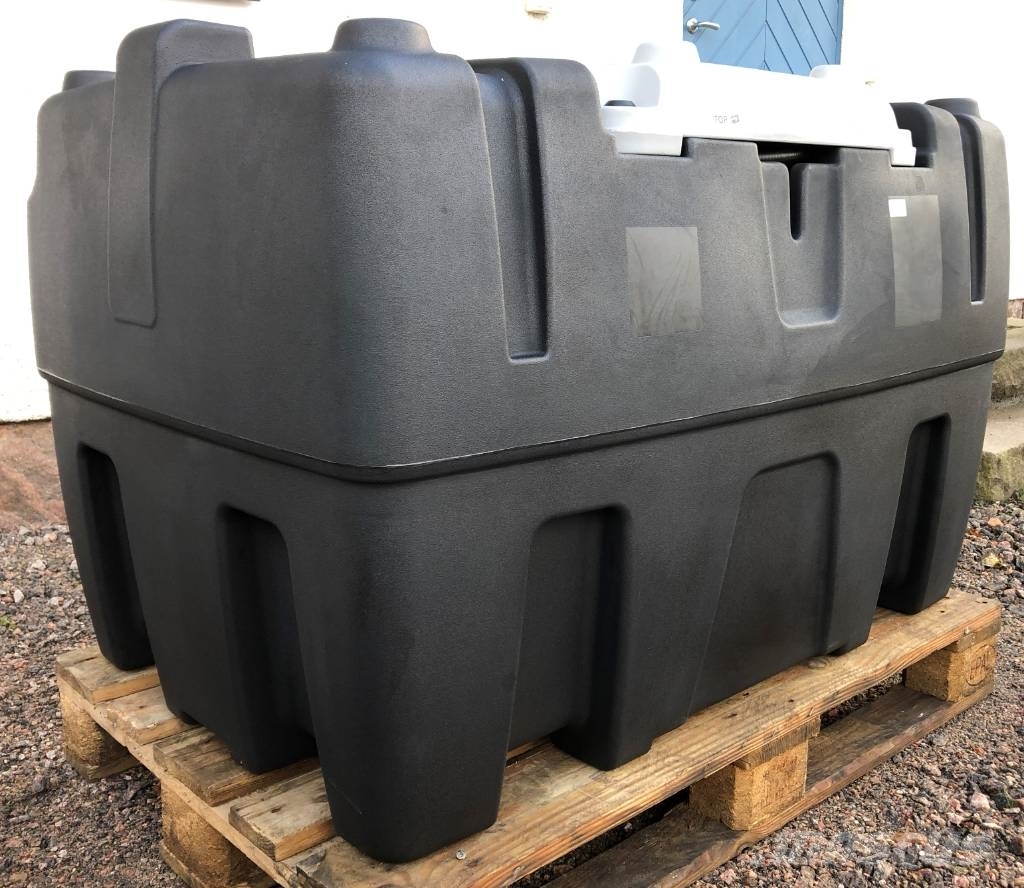 Adam Pumps Dieseltank 220/440 L 12V Други компоненти