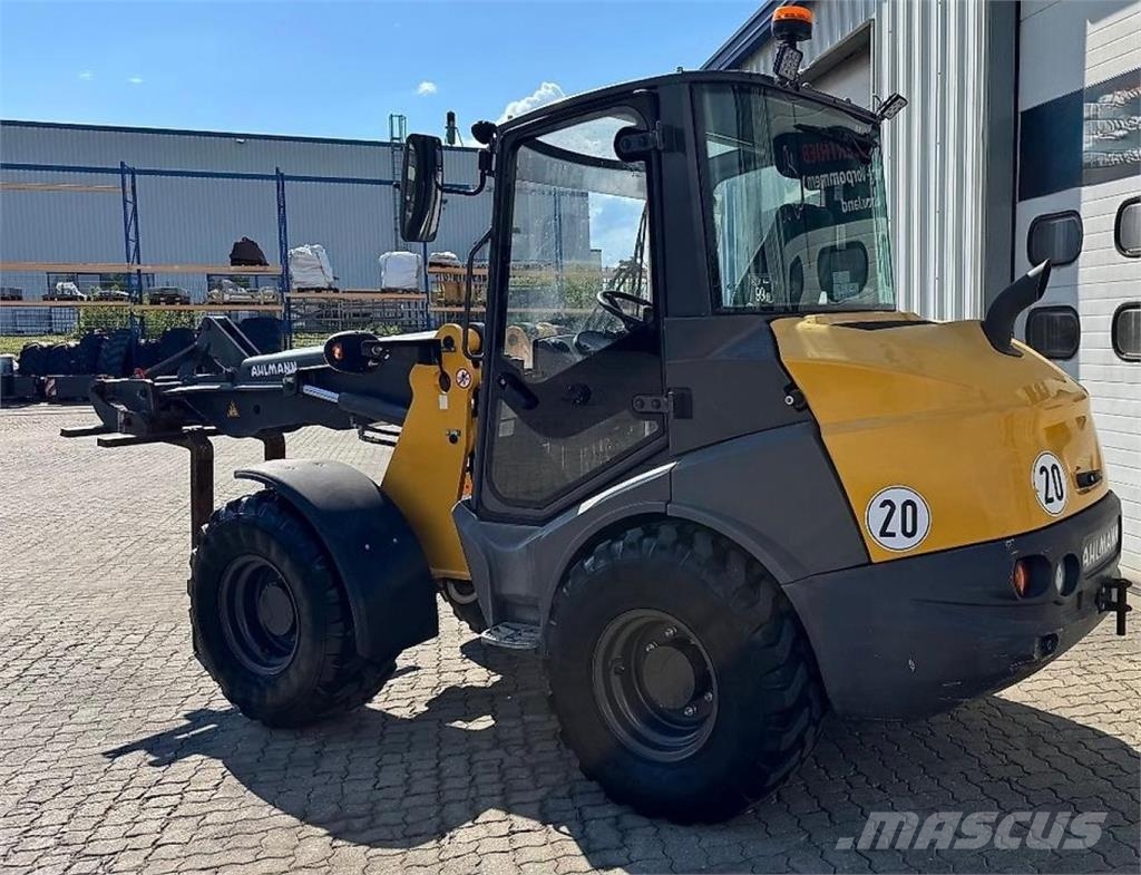 Mecalac AX 1000 Pyöräkuormaajat