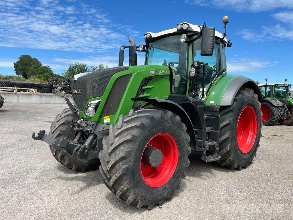 Fendt 824 PROFI+ トラクター