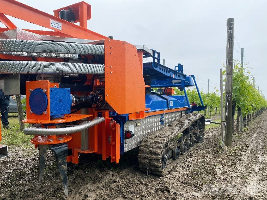 Pek automotive Robotic Farming Machine Combine forestiere