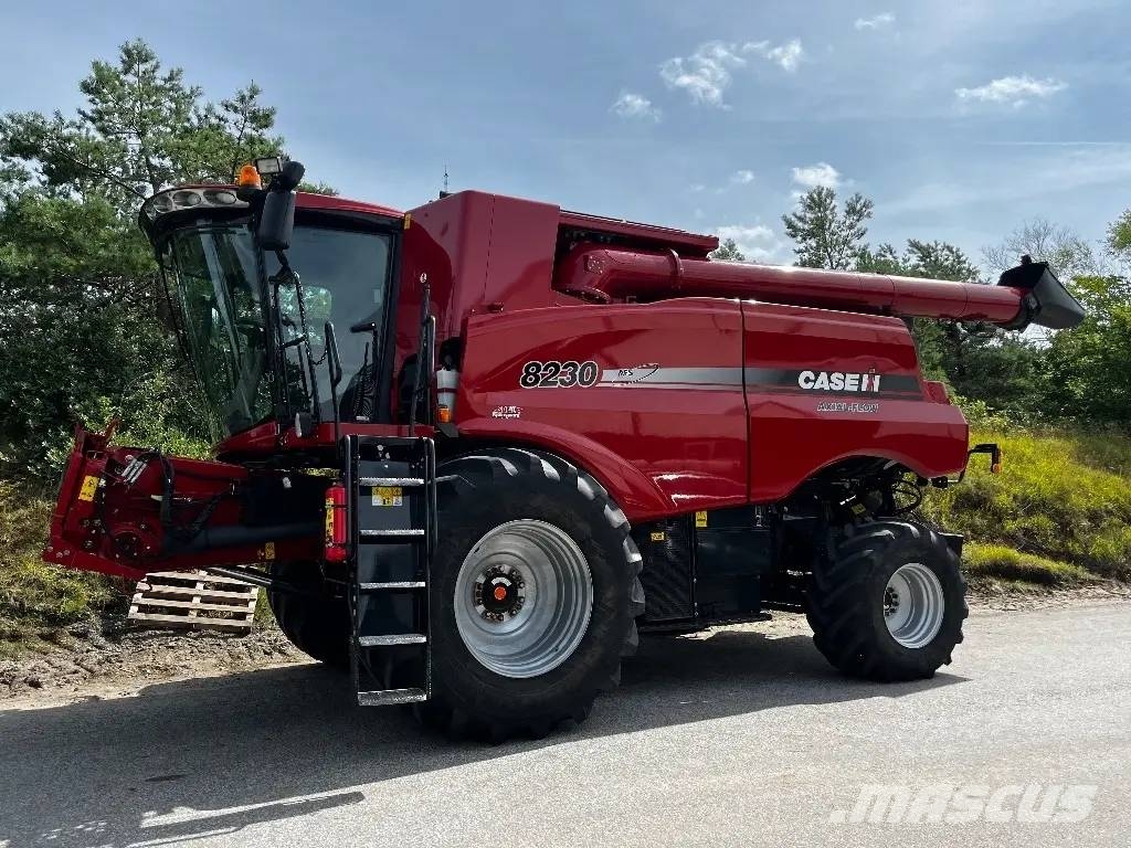Case IH Axial Flow 8230 Cosechadoras combinadas