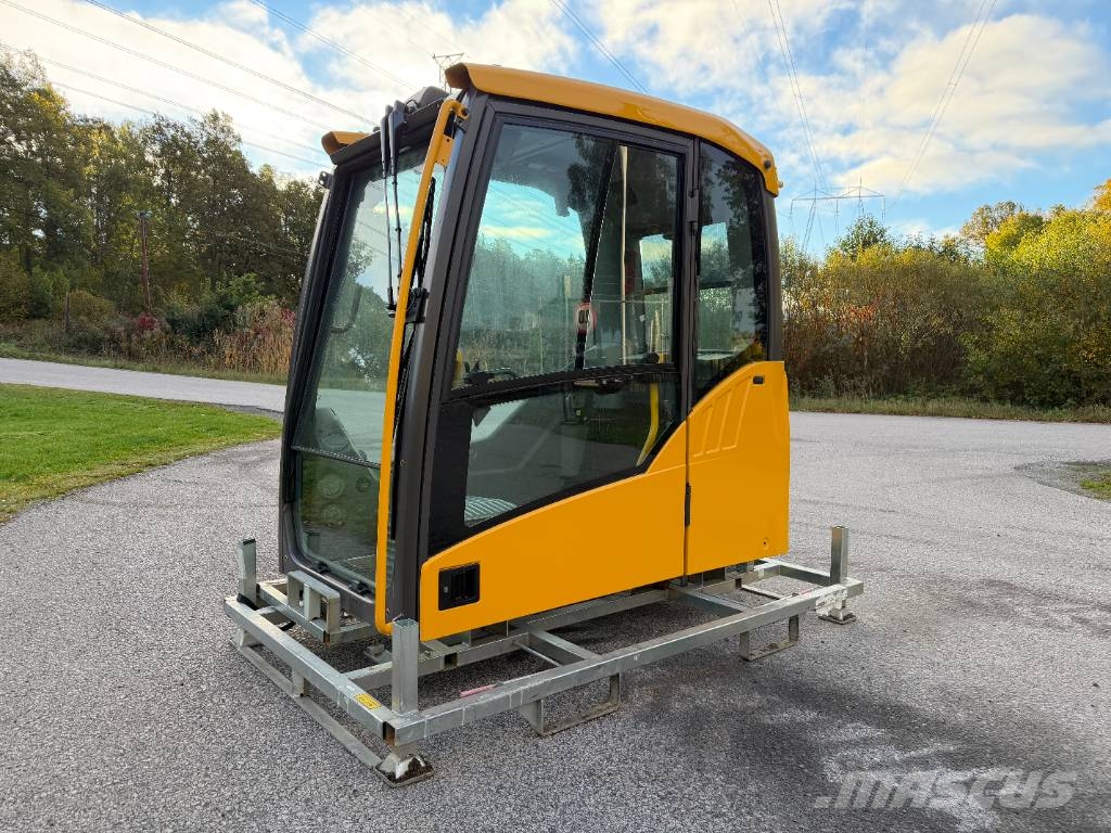 Volvo hytt – simulatorhytt / reservdelshytt Kabiny a interiér