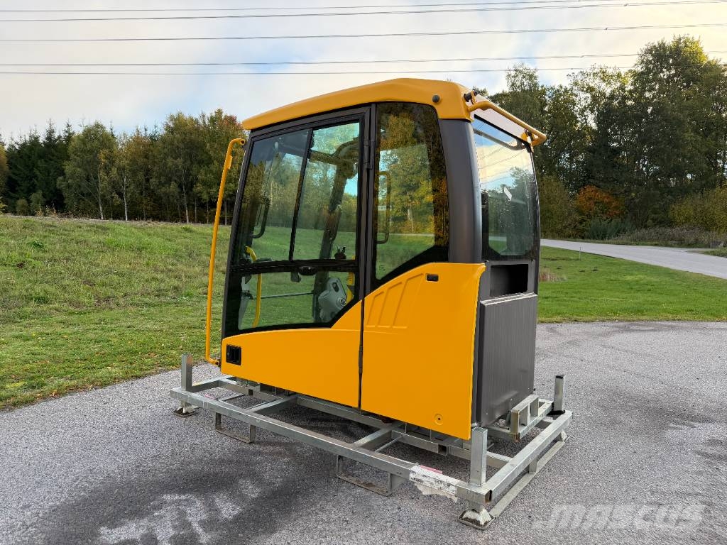 Volvo hytt – simulatorhytt / reservdelshytt Kabiny a interiér