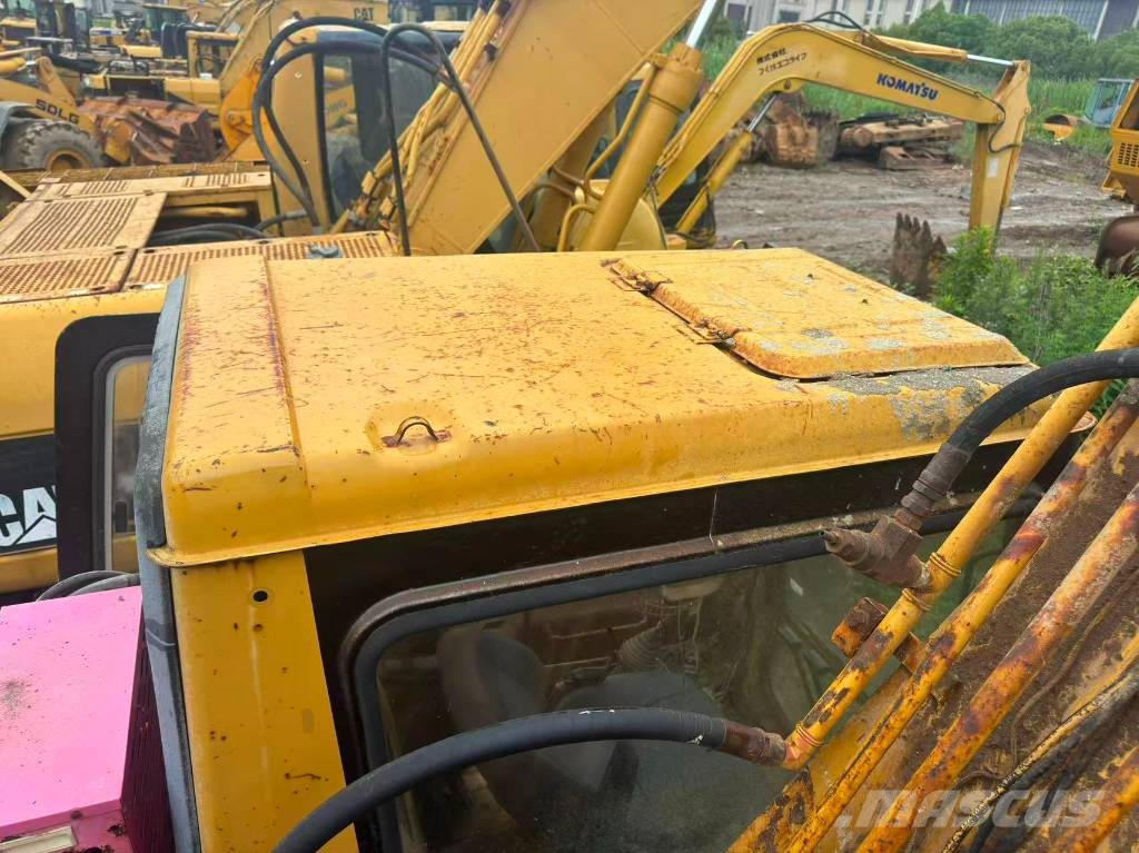 CAT 320 B 대형 굴삭기 29톤 이상
