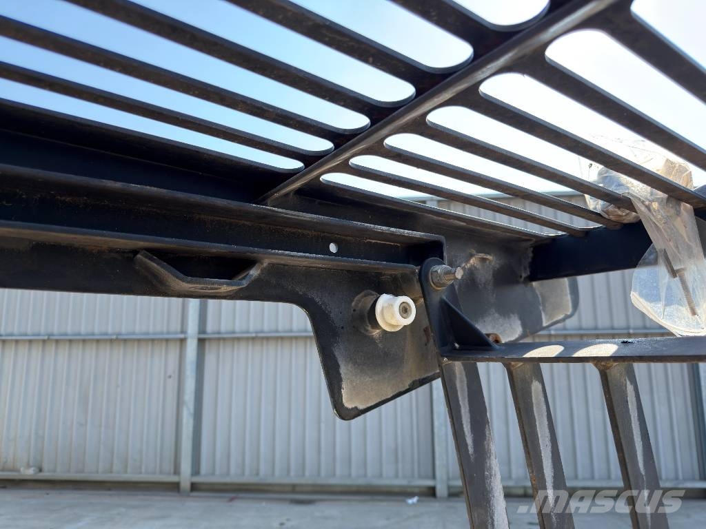 CAT 313E / 320F / 323E / 325F / 329E/ 330F / 336E / 34 Kabin