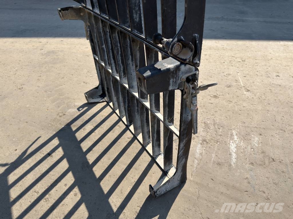CAT 313E / 320F / 323E / 325F / 329E/ 330F / 336E / 34 Kabin