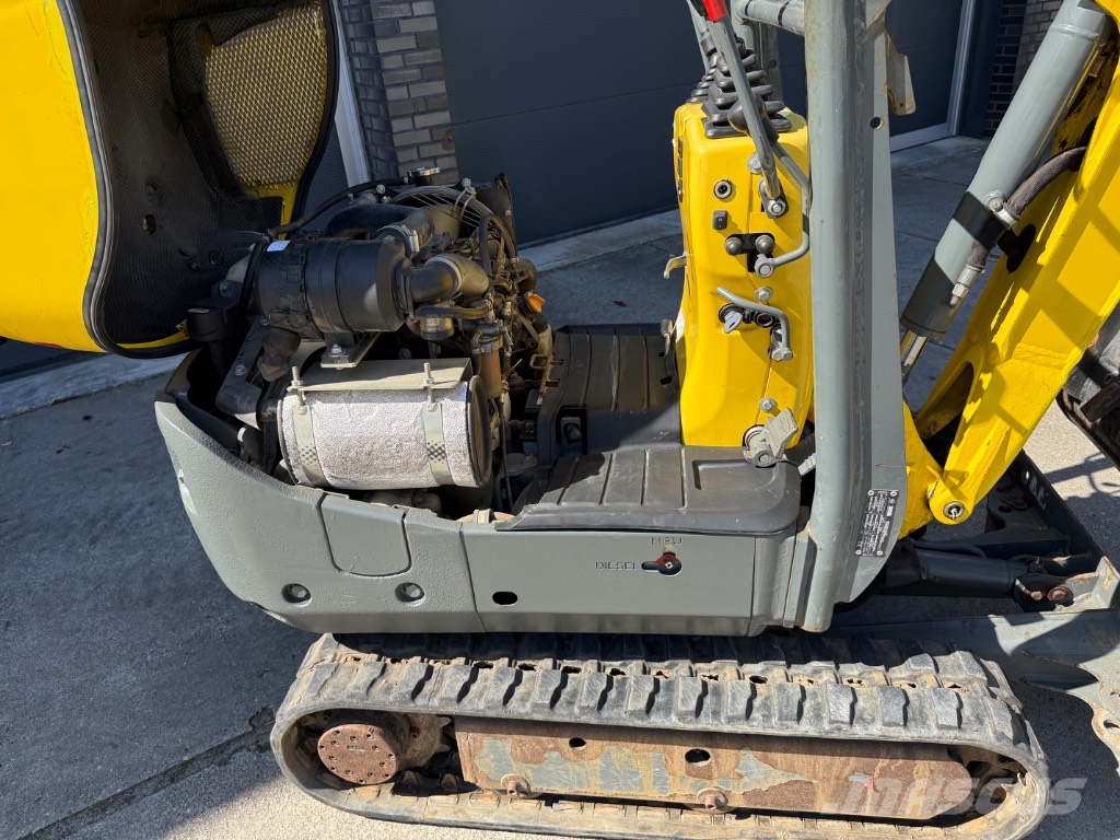 Wacker Neuson 803 Miniescavatori