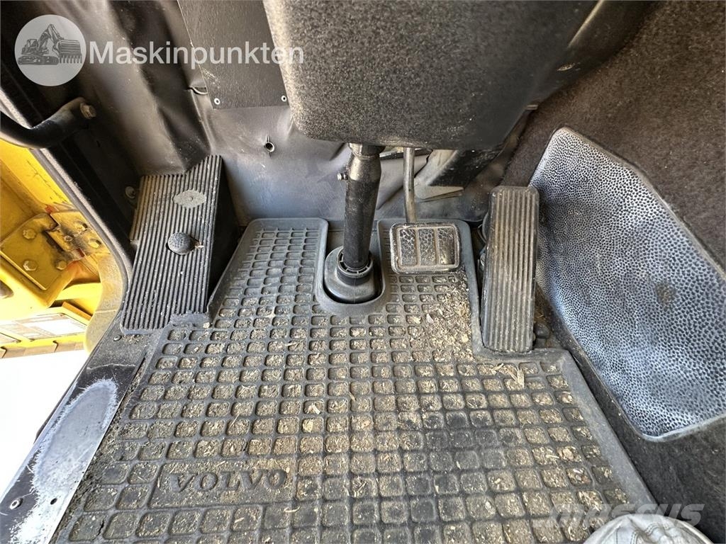 Volvo F12 4X4 Dubbelhytt Otros camiones
