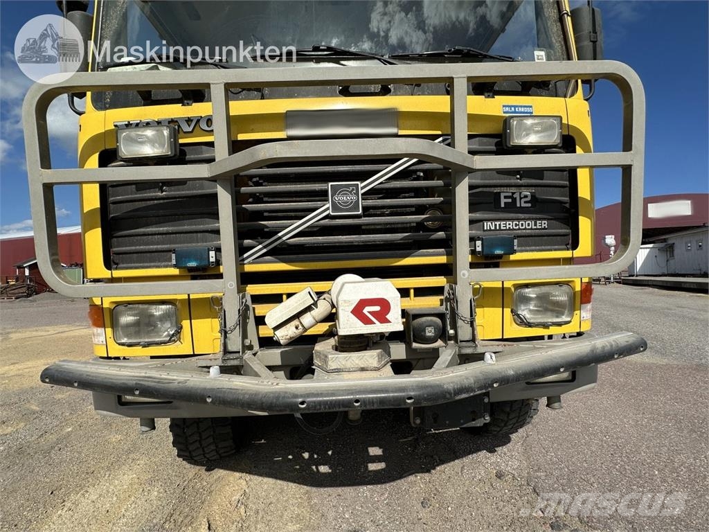 Volvo F12 4X4 Dubbelhytt Otros camiones