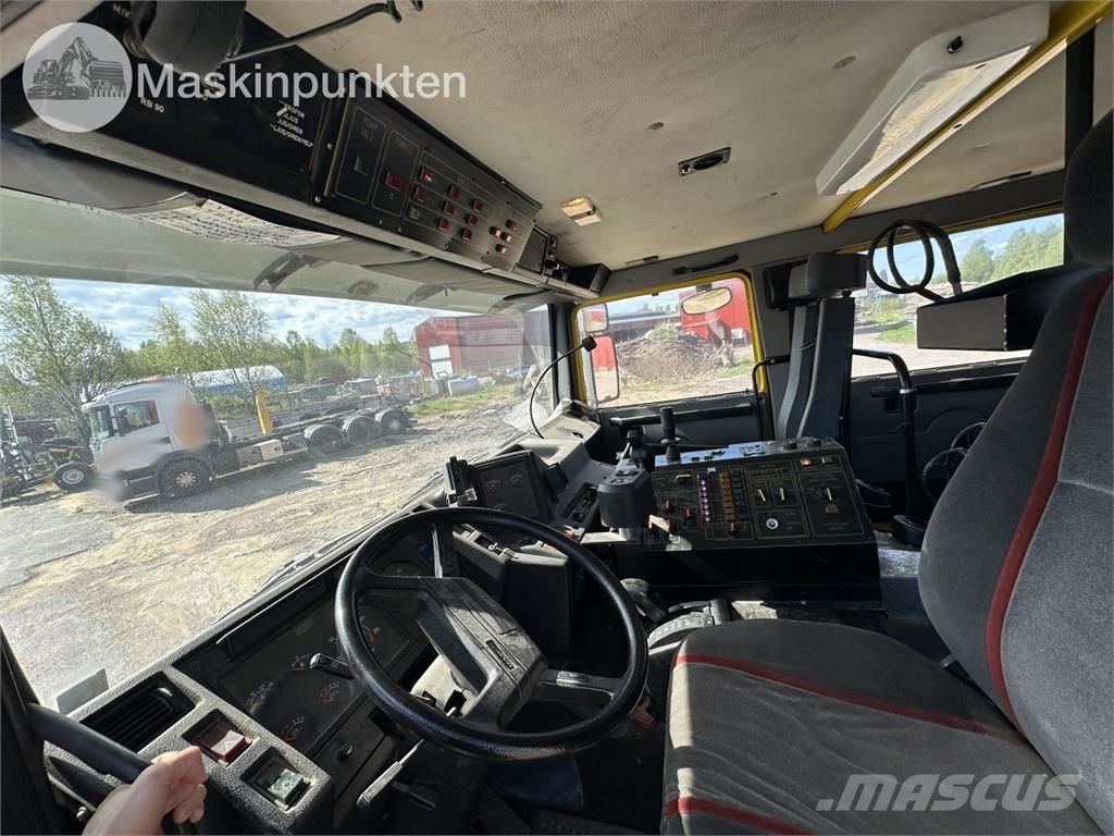 Volvo F12 4X4 Dubbelhytt Otros camiones
