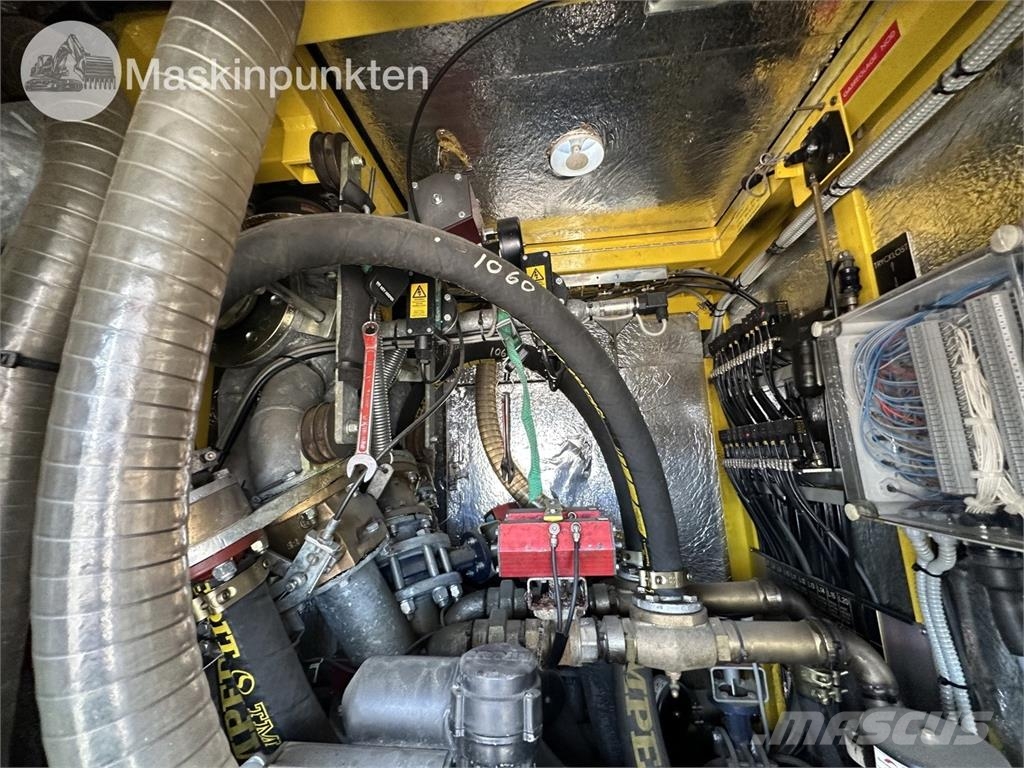 Volvo F12 4X4 Dubbelhytt Otros camiones