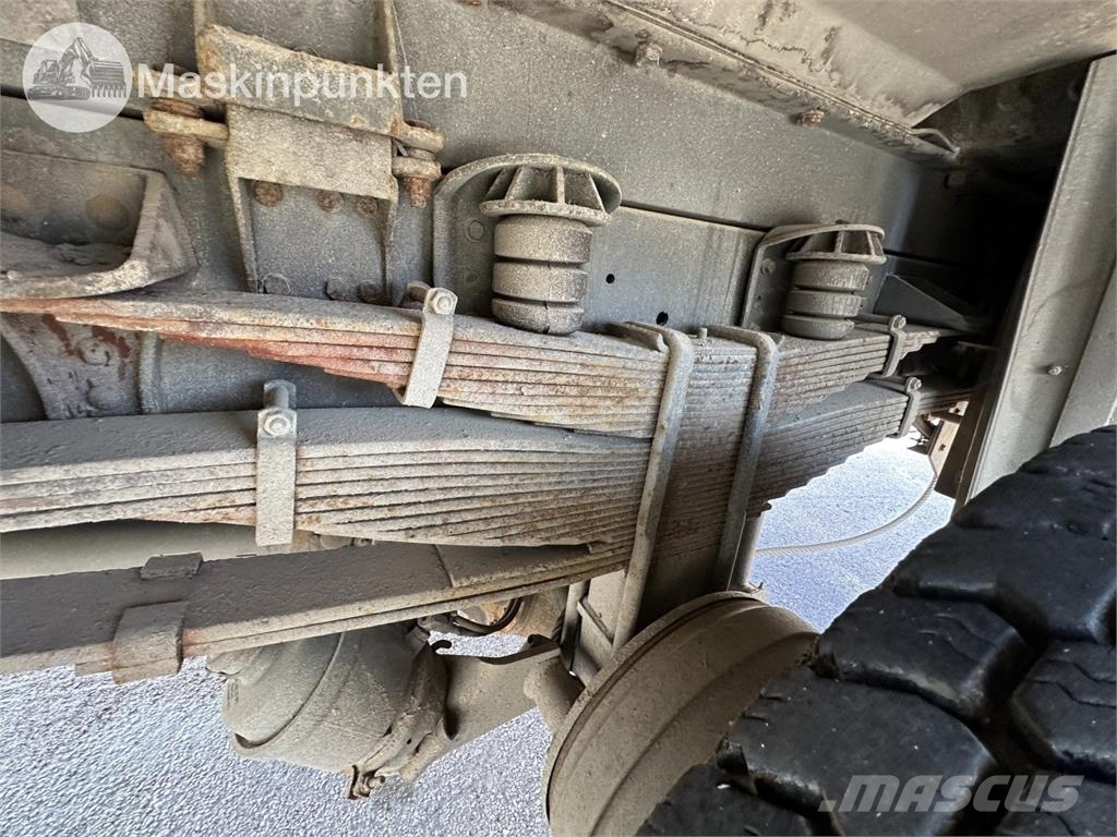 Volvo F12 4X4 Dubbelhytt Otros camiones