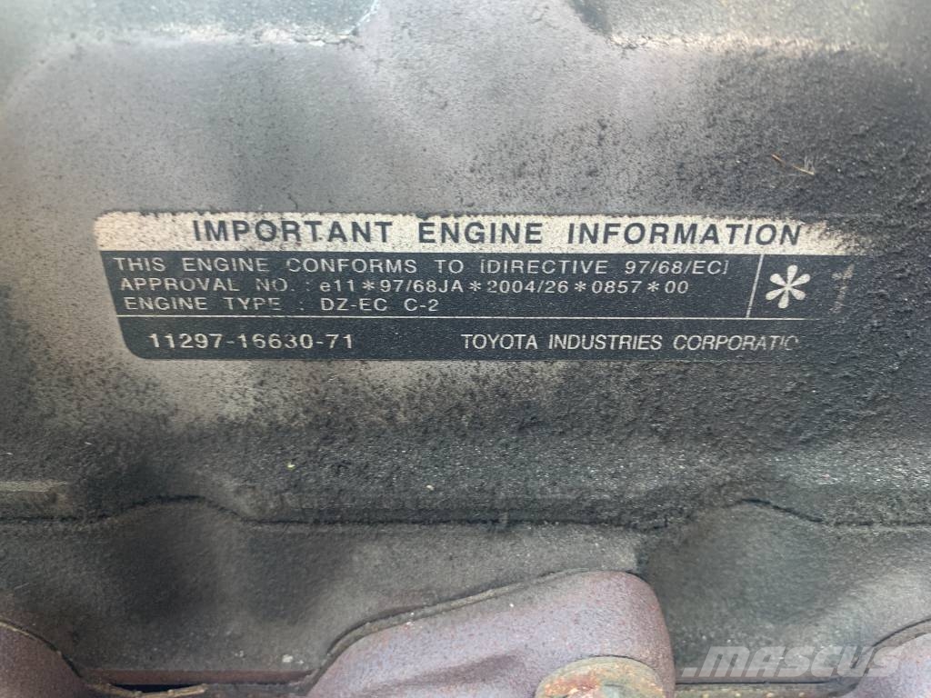 Toyota 2TD25 /02/ V-3839 EO Flughafenausrüstung
