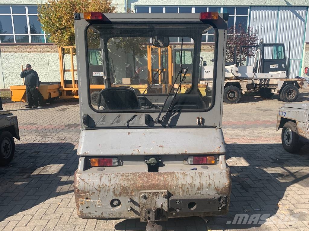 Toyota 2TD25 /02/ V-3839 EO Flughafenausrüstung