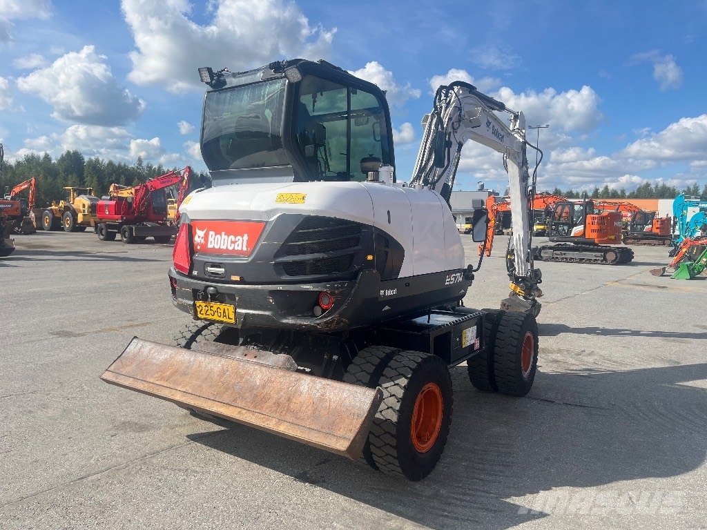 Bobcat E 57 W / Engcon, Kauha, Rasvari, Lämmitin Bageri na kotačima
