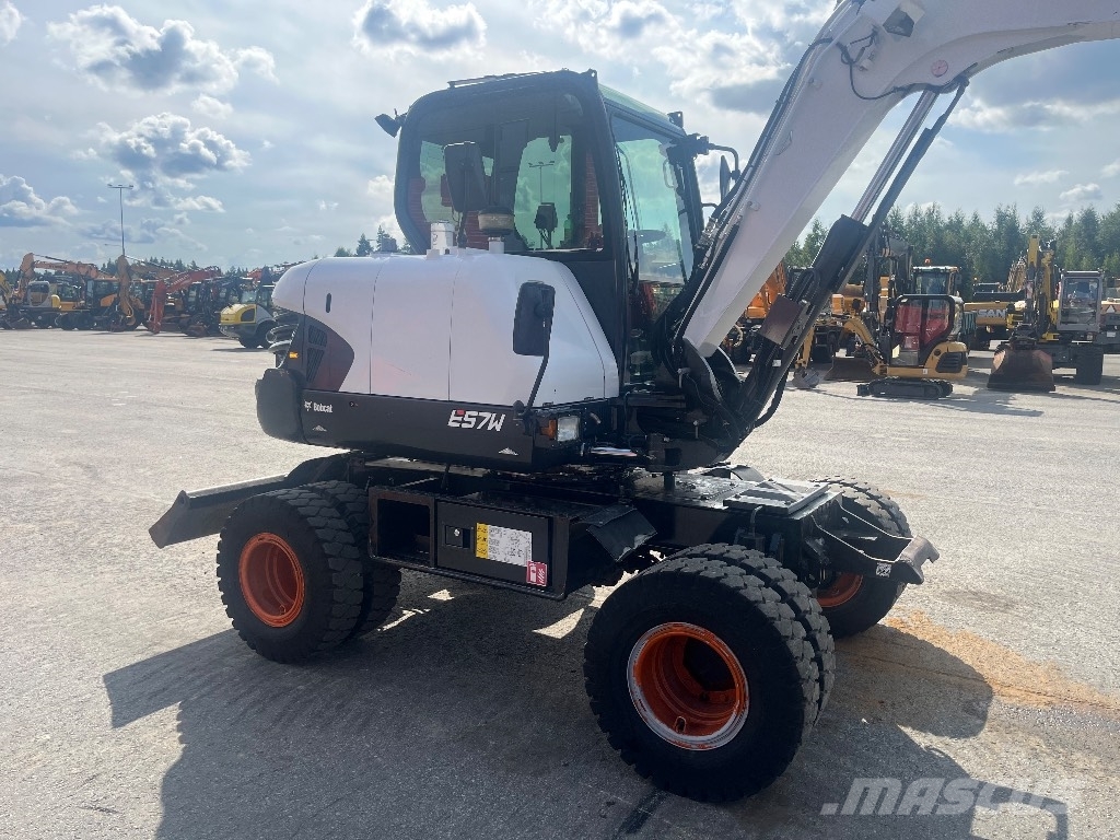 Bobcat E 57 W / Engcon, Kauha, Rasvari, Lämmitin Bageri na kotačima