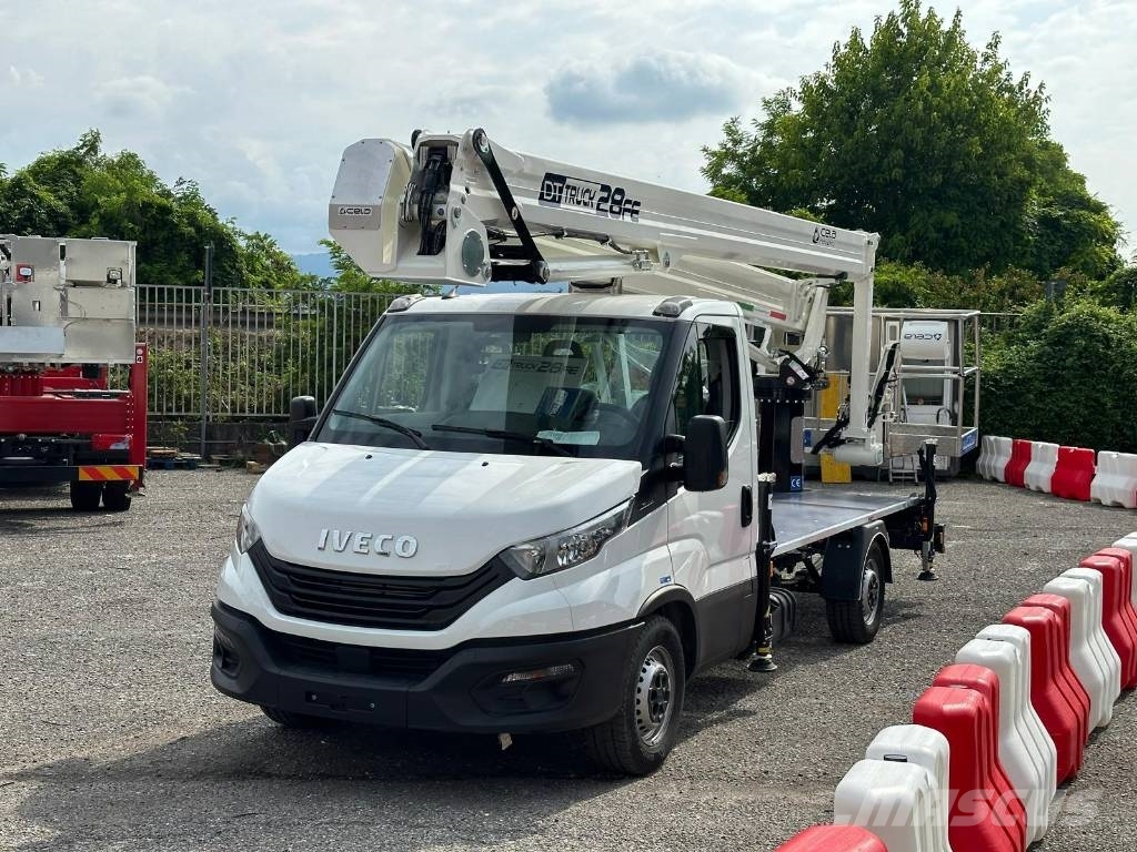 Cela DT 28 truck FE Ant vilkikų montuojamos kėlimo platformos