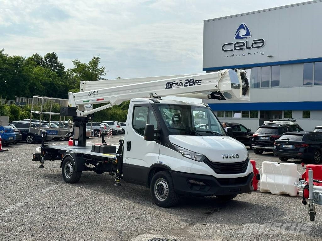 Cela DT 28 truck FE Ant vilkikų montuojamos kėlimo platformos
