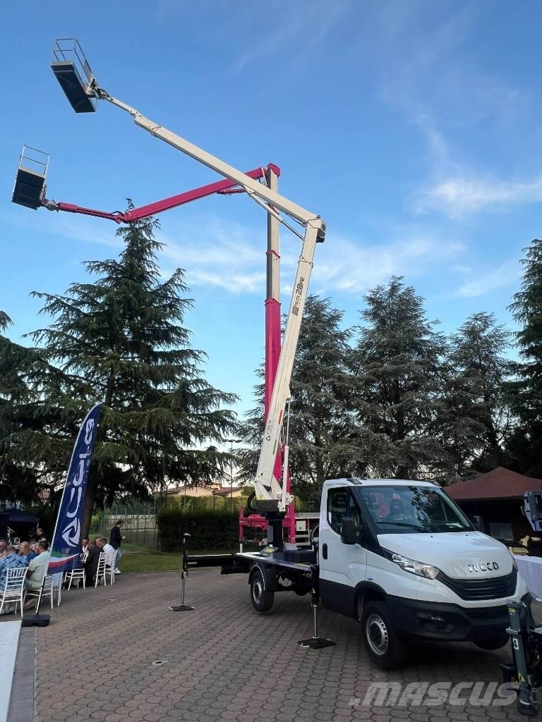 Cela DT 28 truck FE Ant vilkikų montuojamos kėlimo platformos