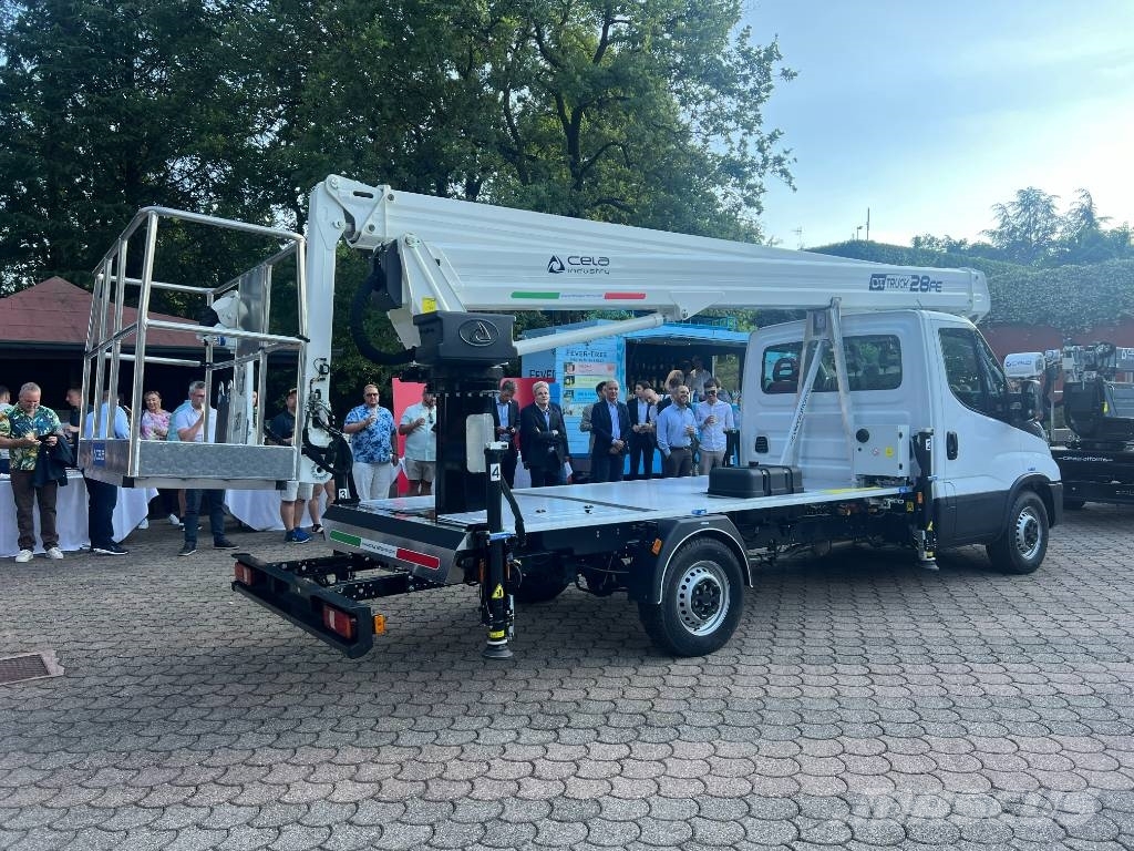 Cela DT 28 truck FE Ant vilkikų montuojamos kėlimo platformos