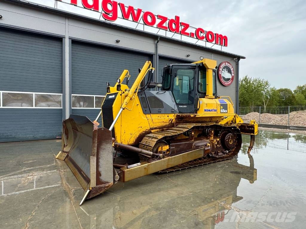 Komatsu D 65 EX-15 Гусеничные бульдозеры