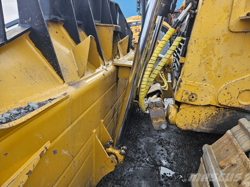 CAT D 8 T 履帶推土機