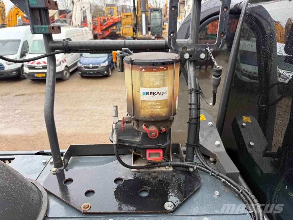 Hitachi ZX250LCN-6 - 18m / TRIMBLE GPS / German Machine, 2019