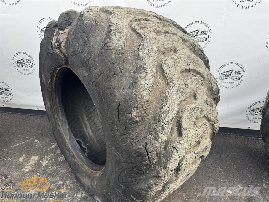 Nokian Fkf2 710/45x26,5 Used/Beg Banden, wielen en velgen