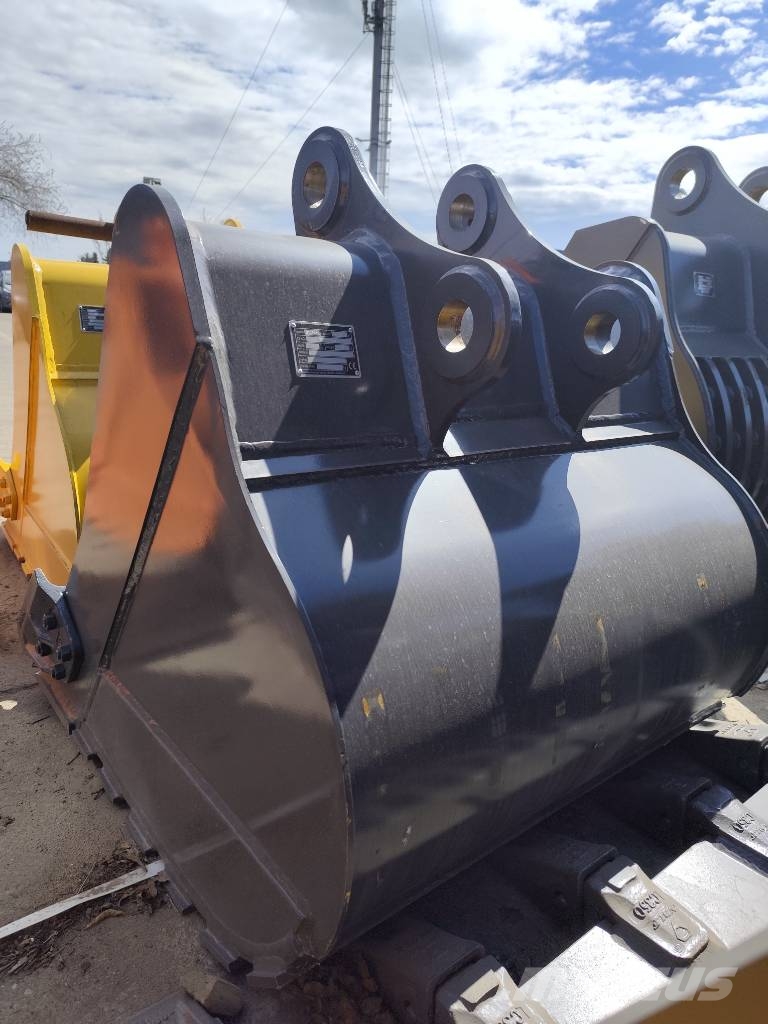 Doosan DX 225 Ekskavaatorikopad ja lisaseadmed