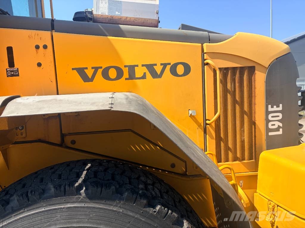 Volvo L 90 E Radlader