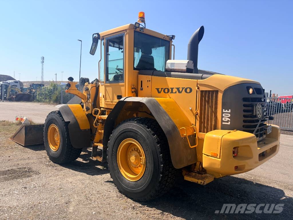 Volvo L 90 E Radlader