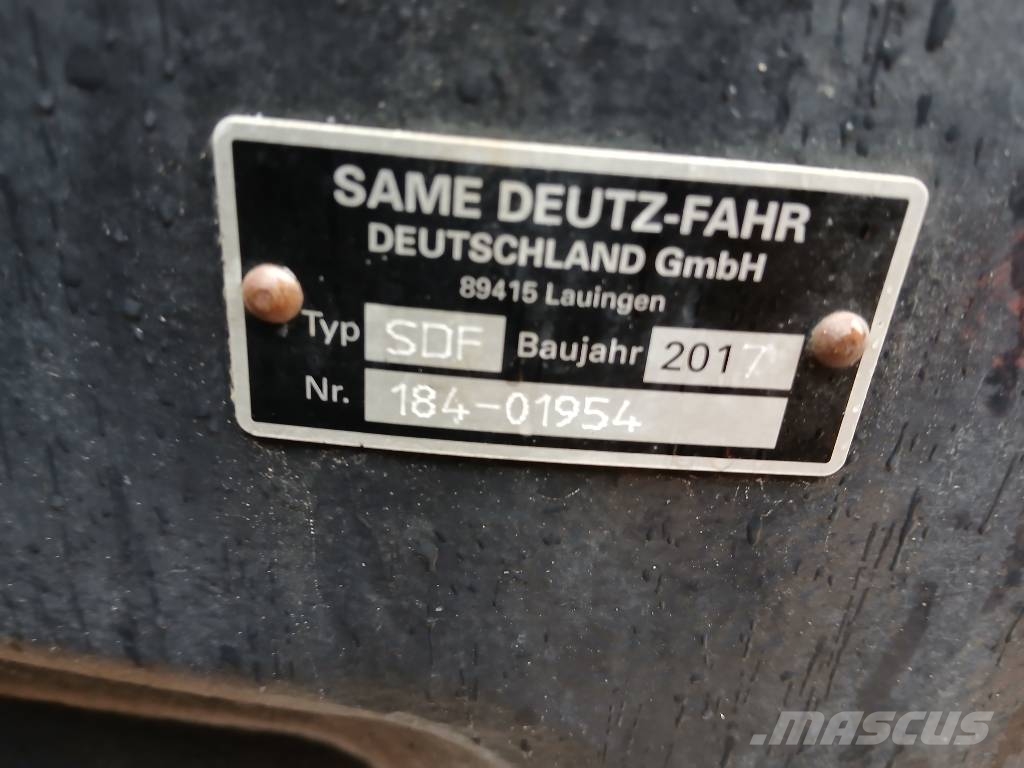 Deutz-Fahr 7250 TTV Трактори